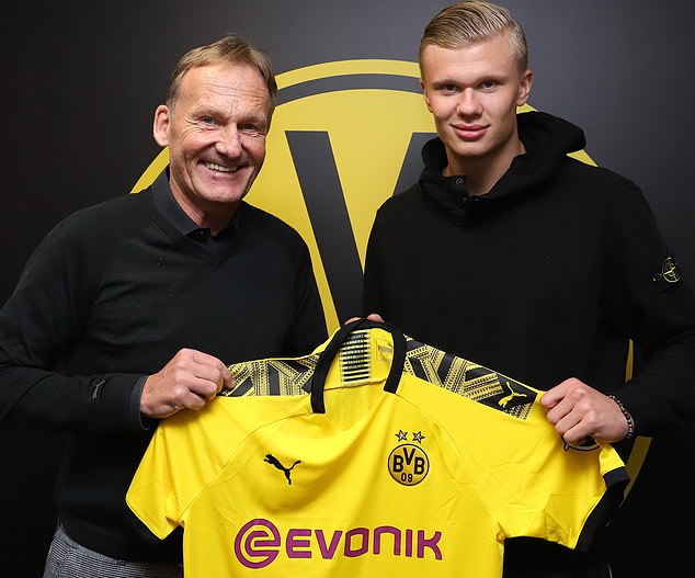 谢什科数据：上场73分钟1次射门0进球，共9次传球（谢什科此役：出战73分钟，1次射门未破门，完成9次传球）