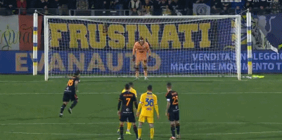 东契奇压哨三分绝杀全场