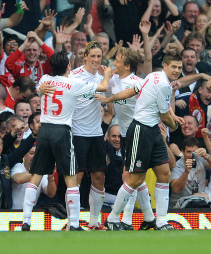 意甲裁判指派员罗基：霍伊伦应该因为肘击对手被罚下（意甲裁判主管罗基：霍伊伦肘击对手本应被红牌罚下）