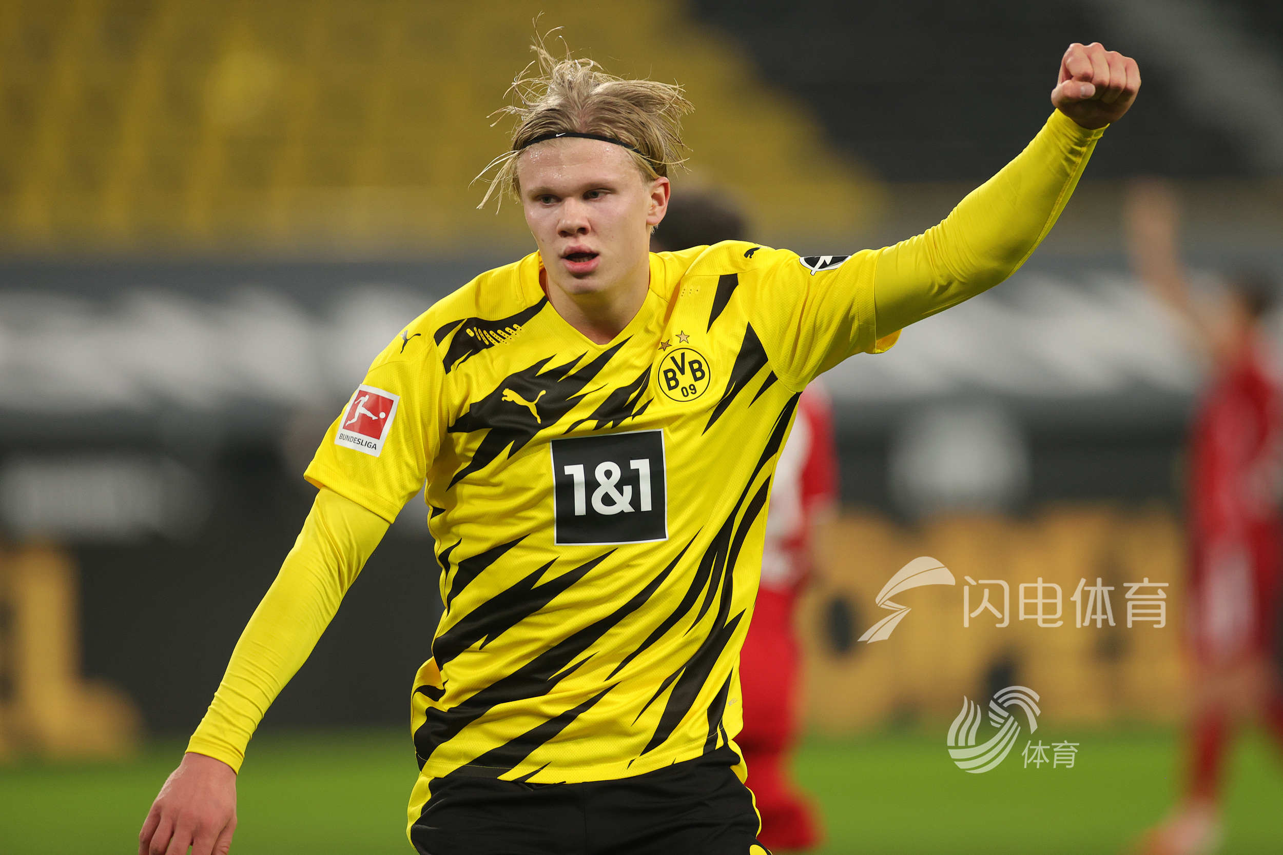 历史第一人！梅西解锁职业生涯第400次助攻